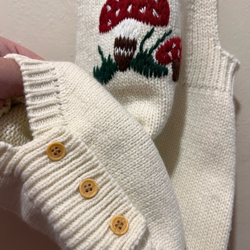 Knit baby romper 68/24M 🍄 - Picture 3 of 7